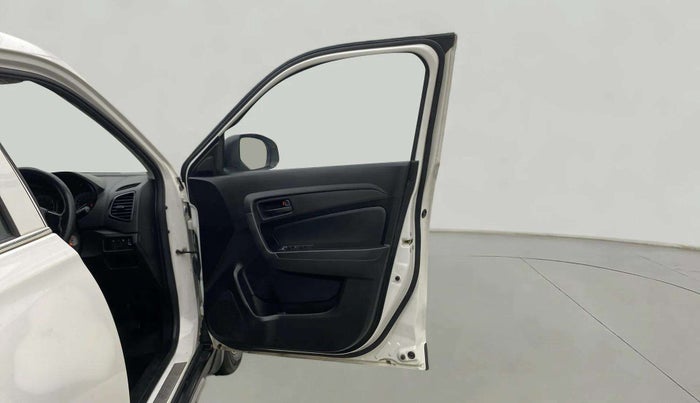 2021 Maruti Vitara Brezza LXI, Petrol, Manual, 63,563 km, RHS Front Door