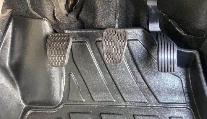 2020 Tata NEXON XZ PLUS (O) PETROL, Petrol, Manual, 32,841 km, Pedals