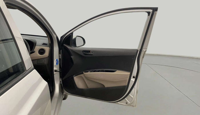 2017 Hyundai Grand i10 MAGNA 1.2 KAPPA VTVT, Petrol, Manual, 33,474 km, RHS Front Door