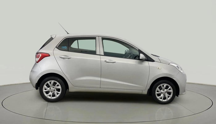 2017 Hyundai Grand i10 MAGNA 1.2 KAPPA VTVT, Petrol, Manual, 33,474 km, Right Side View