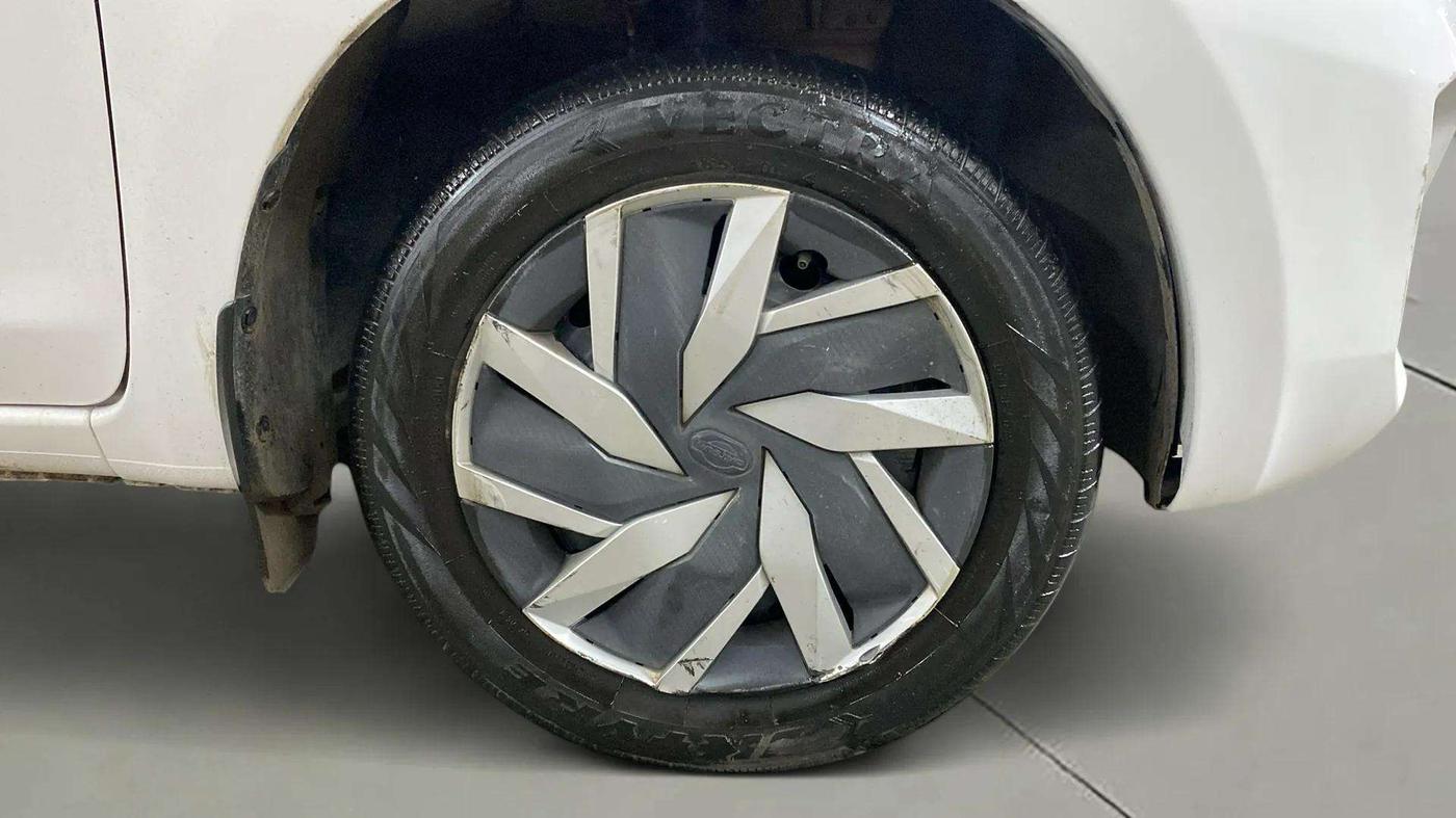 2018 Datsun Go T, Petrol, Manual, 78,969 km, Right Front Wheel