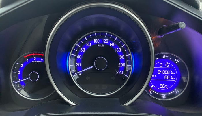 2018 Honda WR-V 1.5 i-DTEC VX MT, Diesel, Manual, 42,130 km, Odometer Image