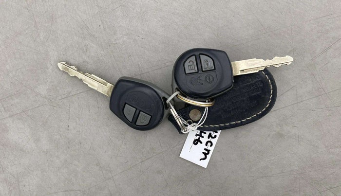 2017 Maruti Dzire VXI, Petrol, Manual, 56,160 km, Key Close Up