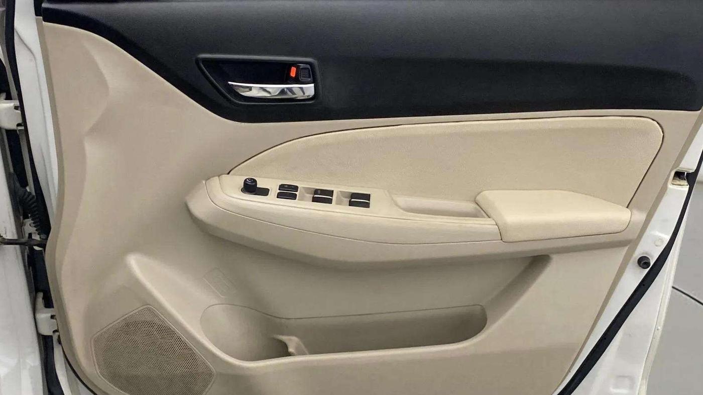 2017 Maruti Dzire VXI, Petrol, Manual, 56,234 km, Driver Side Door Panels Control