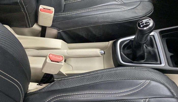 2017 Maruti Dzire VXI, Petrol, Manual, 56,160 km, Gear Lever