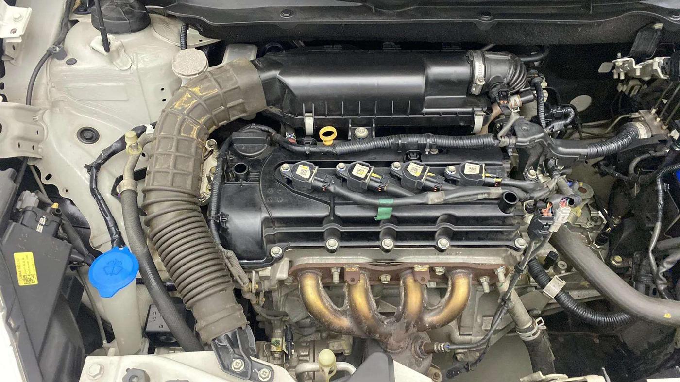2017 Maruti Dzire VXI, Petrol, Manual, 56,234 km, Engine View - Right