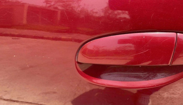 2014 Hyundai i10 SPORTZ 1.1, Petrol, Manual, 33,230 km, Front passenger door - Slightly dented