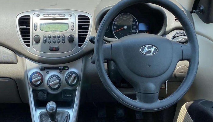 2014 Hyundai i10 SPORTZ 1.1, Petrol, Manual, 33,230 km, Combination switch - Turn Indicator not functional