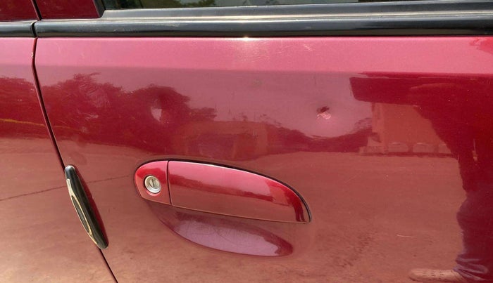 2014 Hyundai i10 SPORTZ 1.1, Petrol, Manual, 33,230 km, Driver-side door - Slightly dented
