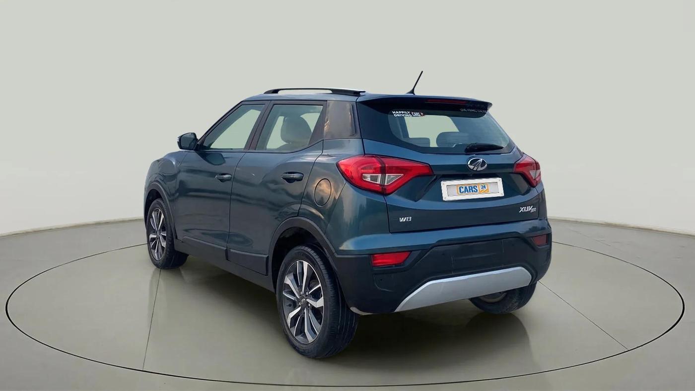 2019 Mahindra XUV300 W8 (O) 1.5 DIESEL AMT, Diesel, Automatic, 44,069 km, Left Back Diagonal