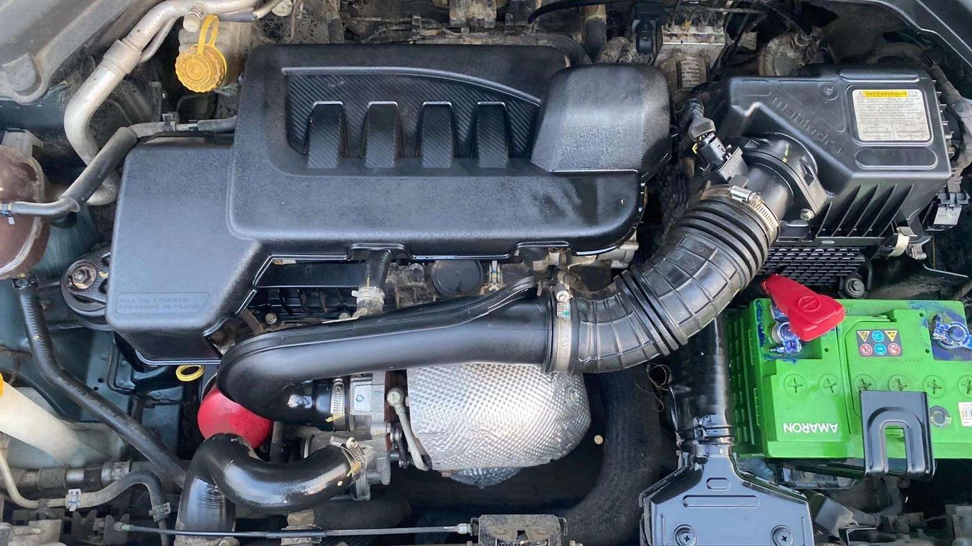 2019 Mahindra XUV300 W8 (O) 1.5 DIESEL AMT, Diesel, Automatic, 44,069 km, Open Bonet