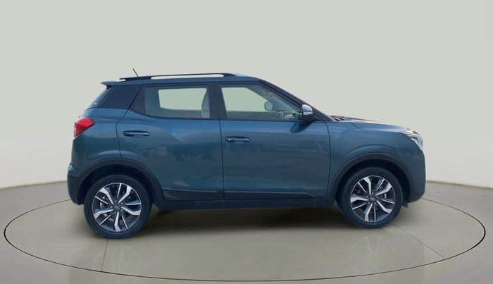 2019 Mahindra XUV300 W8 (O) 1.5 DIESEL AMT, Diesel, Automatic, 44,069 km, Right Side