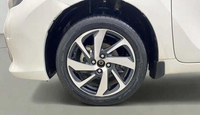 2022 Toyota Glanza G AMT, Petrol, Automatic, 50,988 km, Left Front Wheel