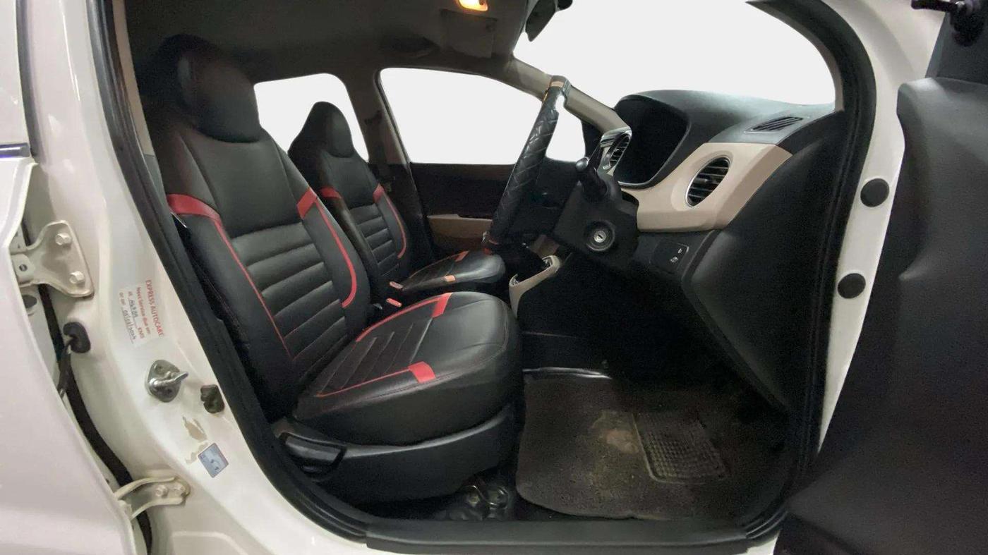 2017 Hyundai Grand i10 ERA 1.2 KAPPA VTVT, Petrol, Manual, 41,655 km, Right Side Front Door Cabin
