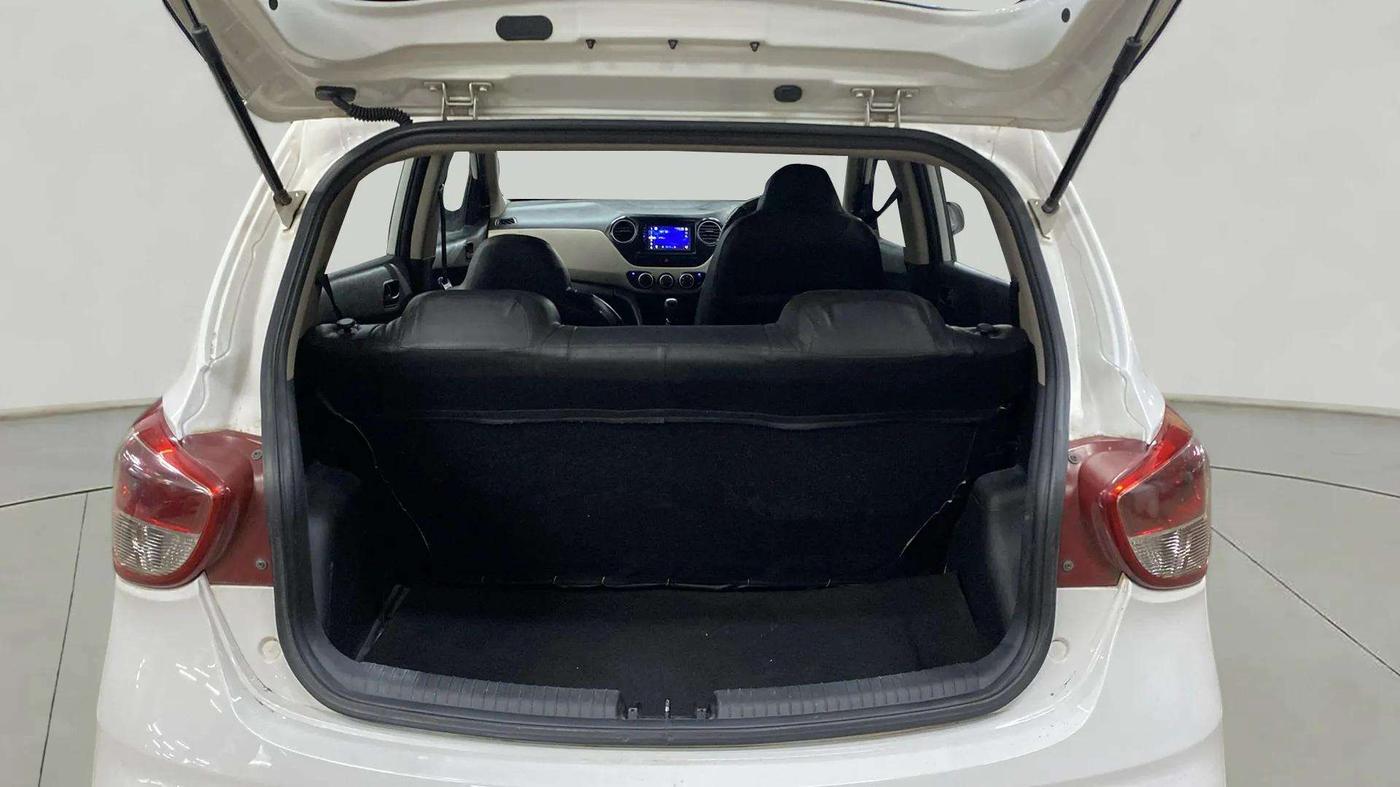 2017 Hyundai Grand i10 ERA 1.2 KAPPA VTVT, Petrol, Manual, 41,655 km, Boot Inside