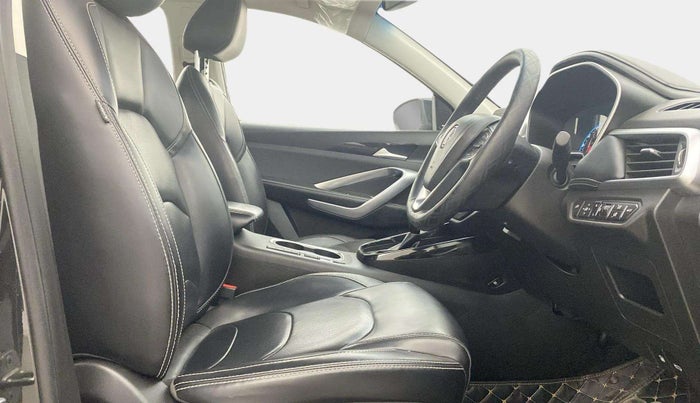 2021 MG HECTOR SHARP 1.5 DCT PETROL, Petrol, Automatic, 22,130 km, Right Side Front Door Cabin