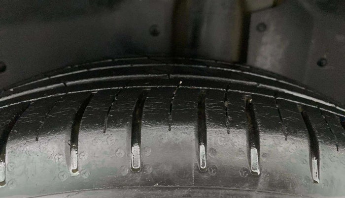 2021 MG HECTOR SHARP 1.5 DCT PETROL, Petrol, Automatic, 22,130 km, Left Rear Tyre Tread