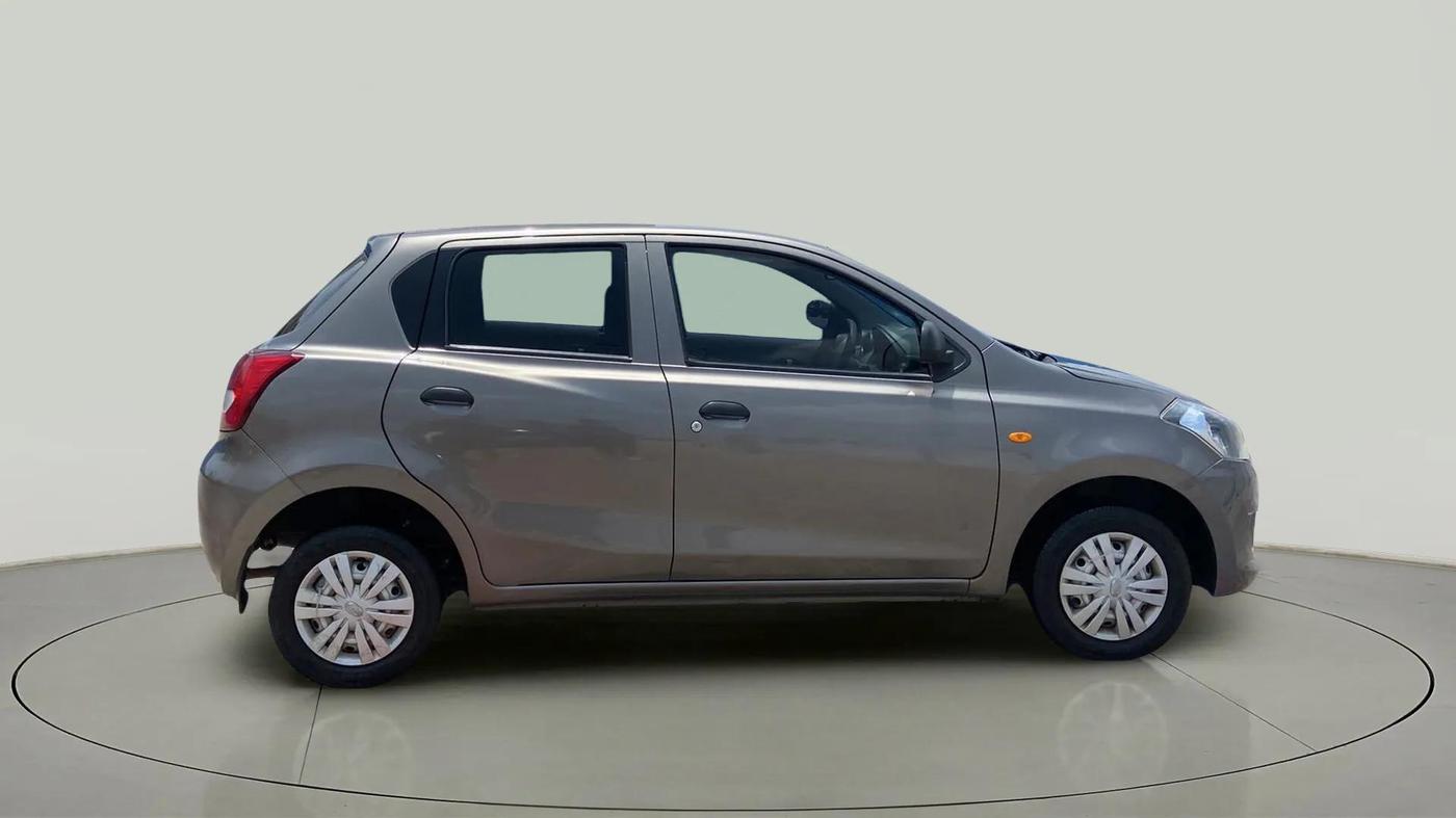 2018 Datsun Go A, Petrol, Manual, 33,013 km, Right Side View