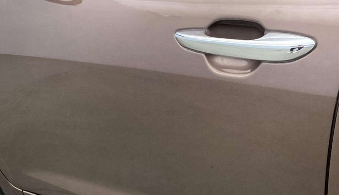 2021 Hyundai AURA SX 1.2, Petrol, Manual, 26,451 km, Front passenger door - Minor scratches