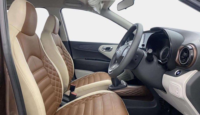 2021 Hyundai AURA SX 1.2, Petrol, Manual, 26,451 km, Right Side Front Door Cabin