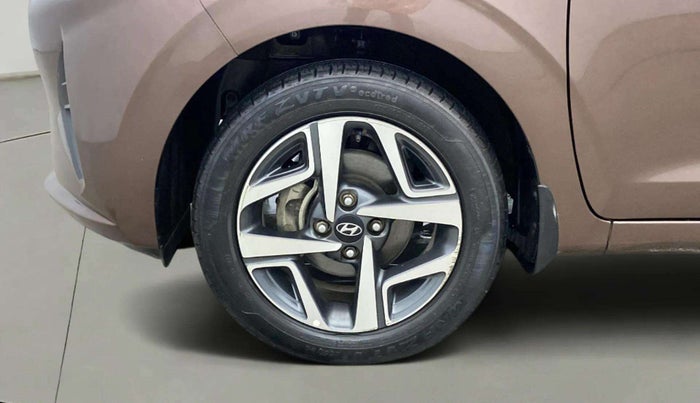2021 Hyundai AURA SX 1.2, Petrol, Manual, 26,451 km, Left Front Wheel
