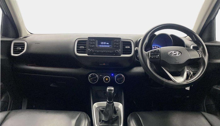 2019 Hyundai VENUE S 1.2, Petrol, Manual, 60,075 km, Dashboard