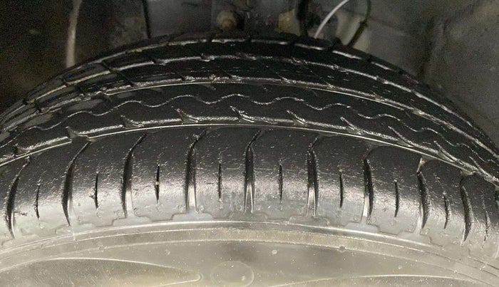 2019 Hyundai VENUE S 1.2, Petrol, Manual, 60,075 km, Left Front Tyre Tread