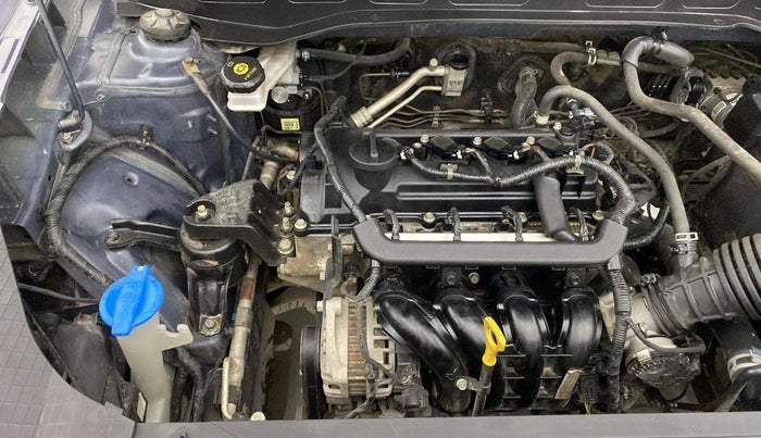 2019 Hyundai VENUE S 1.2, Petrol, Manual, 60,075 km, Engine View - Right