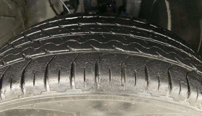 2019 Hyundai VENUE S 1.2, Petrol, Manual, 60,075 km, Right Front Tyre Tread