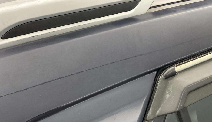 2019 Hyundai VENUE S 1.2, Petrol, Manual, 60,075 km, Right C pillar - Minor scratches