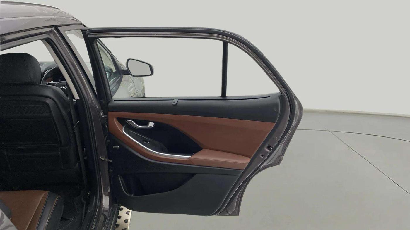 2021 Hyundai ALCAZAR PLATINUM(O) 6STR 1.5 AT, Diesel, Automatic, 30,825 km, RHS Rear Door