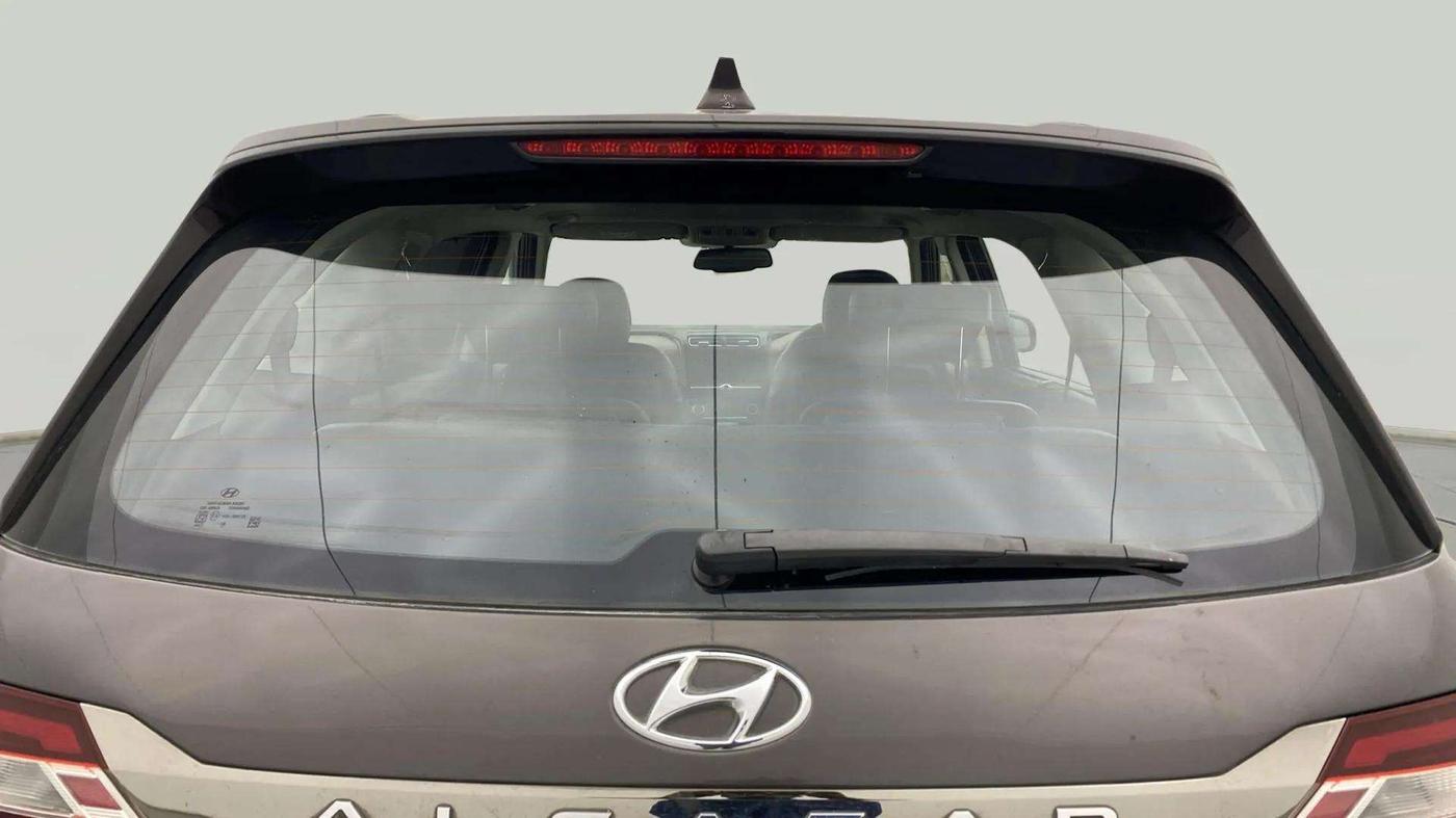 2021 Hyundai ALCAZAR PLATINUM(O) 6STR 1.5 AT, Diesel, Automatic, 30,825 km, Rear Windshield
