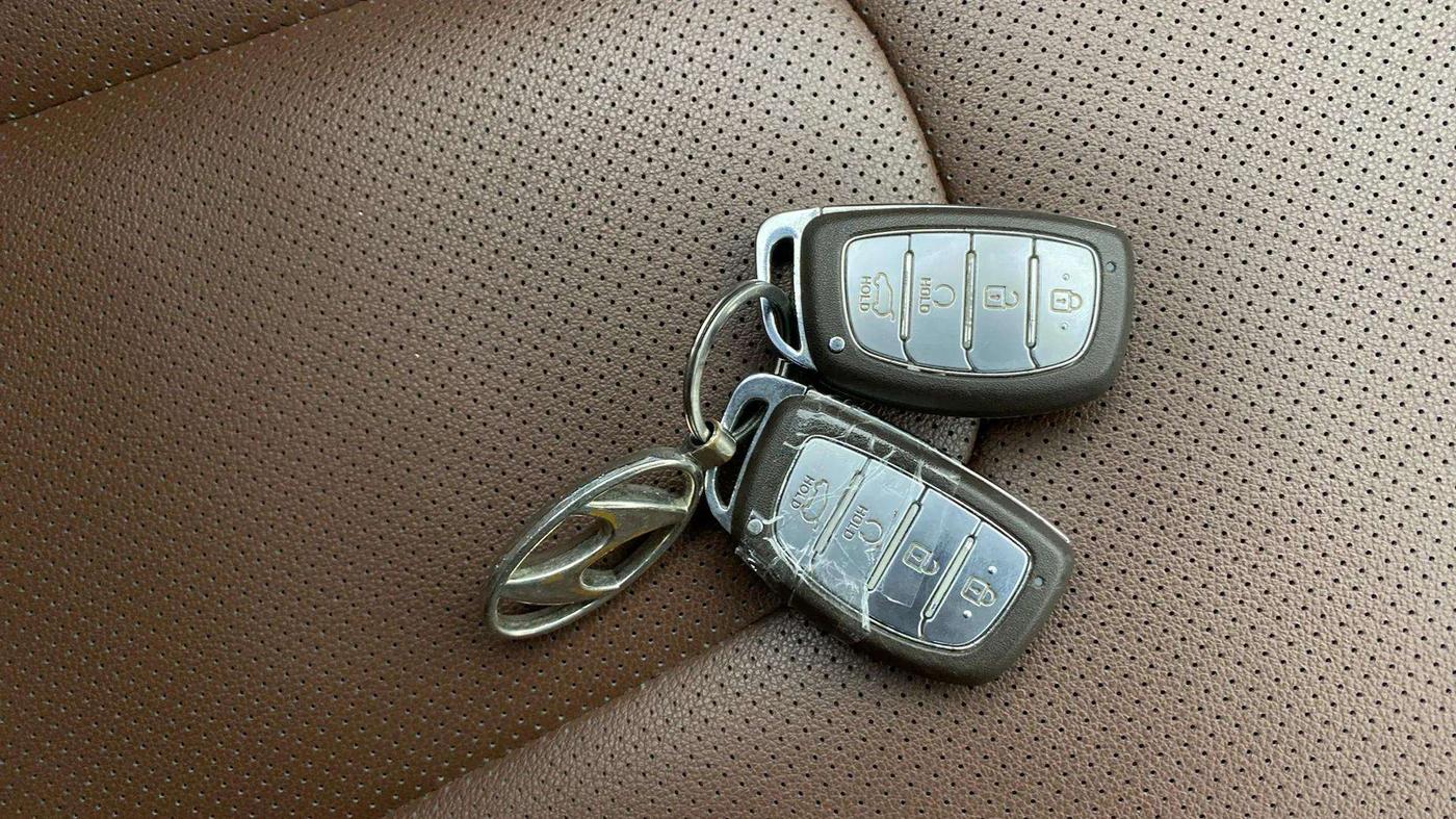 2021 Hyundai ALCAZAR PLATINUM(O) 6STR 1.5 AT, Diesel, Automatic, 30,825 km, Key Close Up