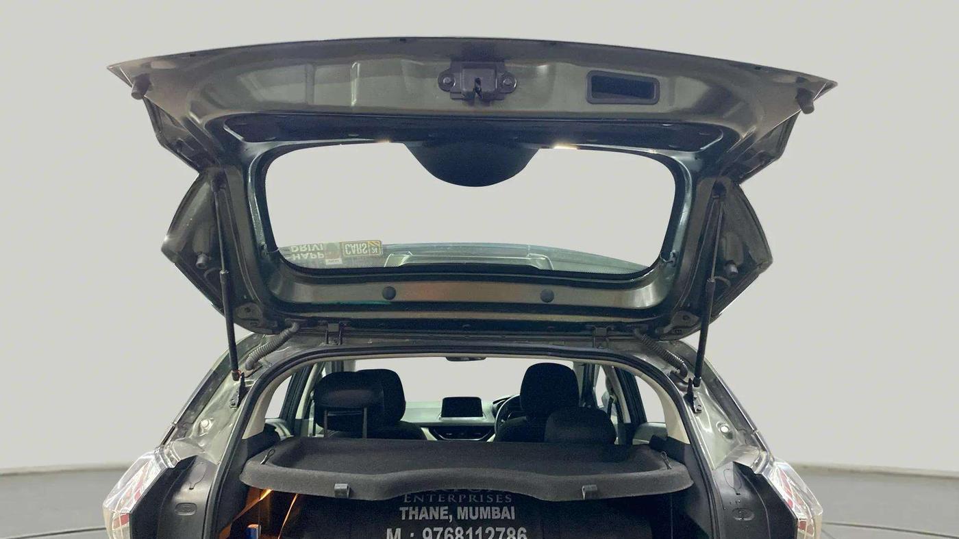 2022 Tata NEXON XZ PLUS (HS) PETROL, CNG, Manual, 31,671 km, Boot Door Open