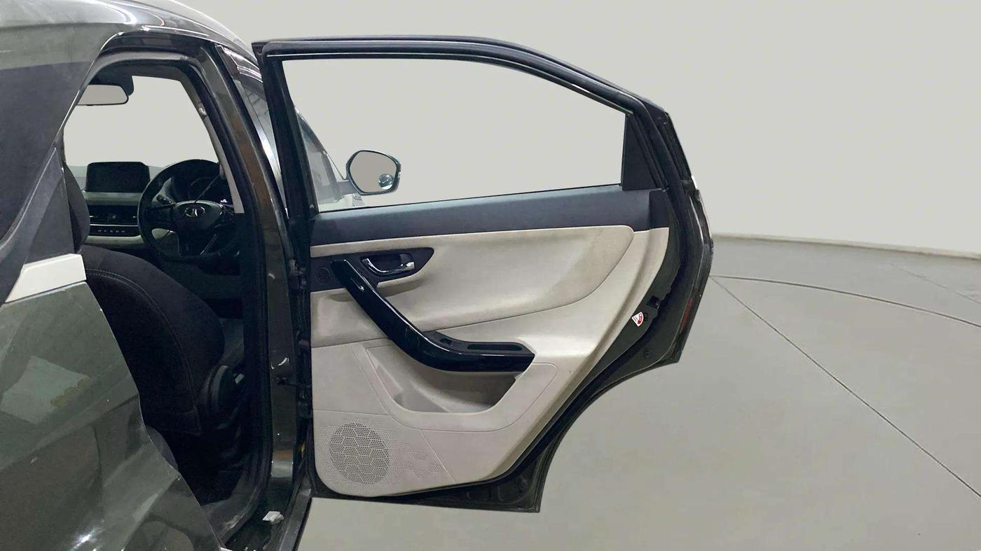 2022 Tata NEXON XZ PLUS (HS) PETROL, CNG, Manual, 31,671 km, RHS Rear Door
