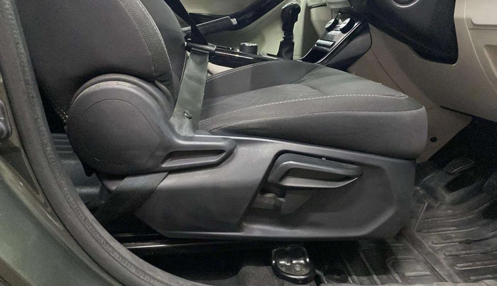2022 Tata NEXON XZ PLUS (HS) PETROL, CNG, Manual, 31,230 km, Driver Side Adjustment Panel