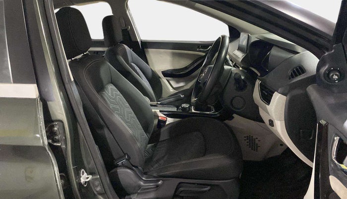 2022 Tata NEXON XZ PLUS (HS) PETROL, CNG, Manual, 31,230 km, Right Side Front Door Cabin
