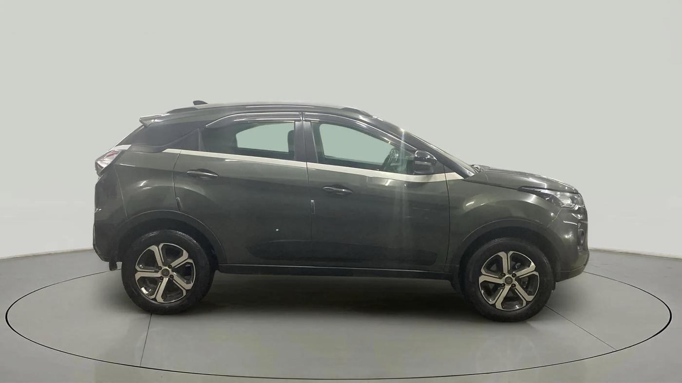 2022 Tata NEXON XZ PLUS (HS) PETROL, CNG, Manual, 31,671 km, Right Side View
