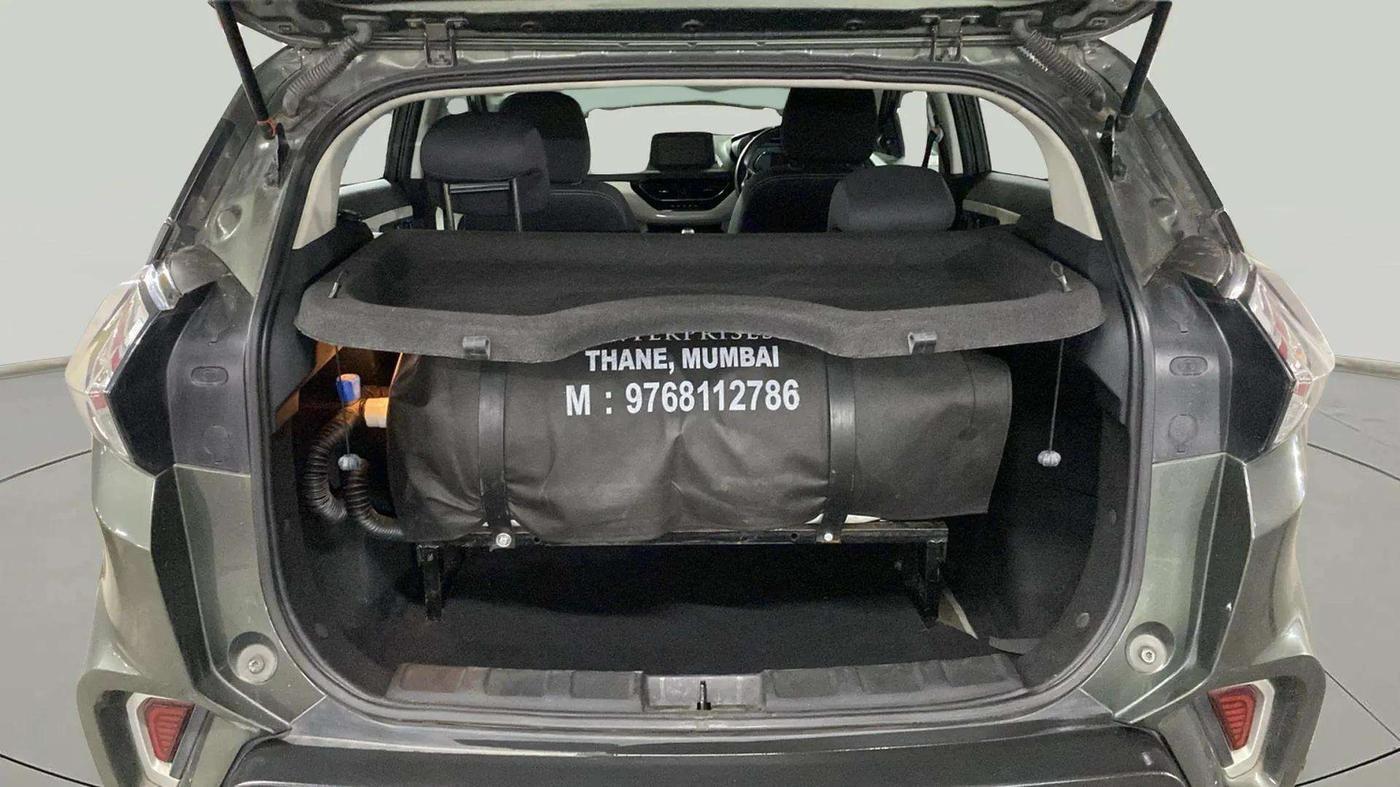 2022 Tata NEXON XZ PLUS (HS) PETROL, CNG, Manual, 31,671 km, Boot Inside