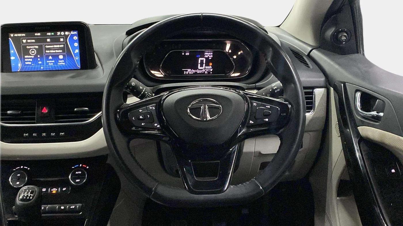 2022 Tata NEXON XZ PLUS (HS) PETROL, CNG, Manual, 31,671 km, Steering Wheel Close Up