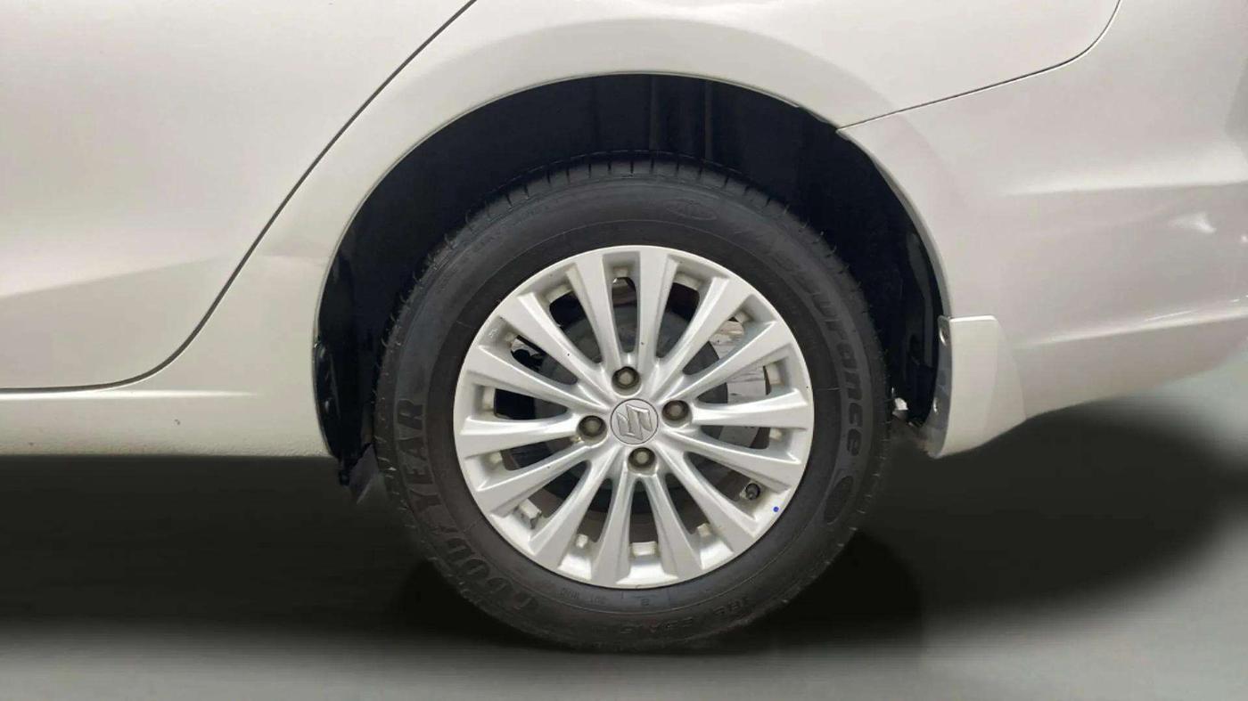2016 Maruti Ciaz ZXI AT, Petrol, Automatic, 70,730 km, Left Rear Wheel