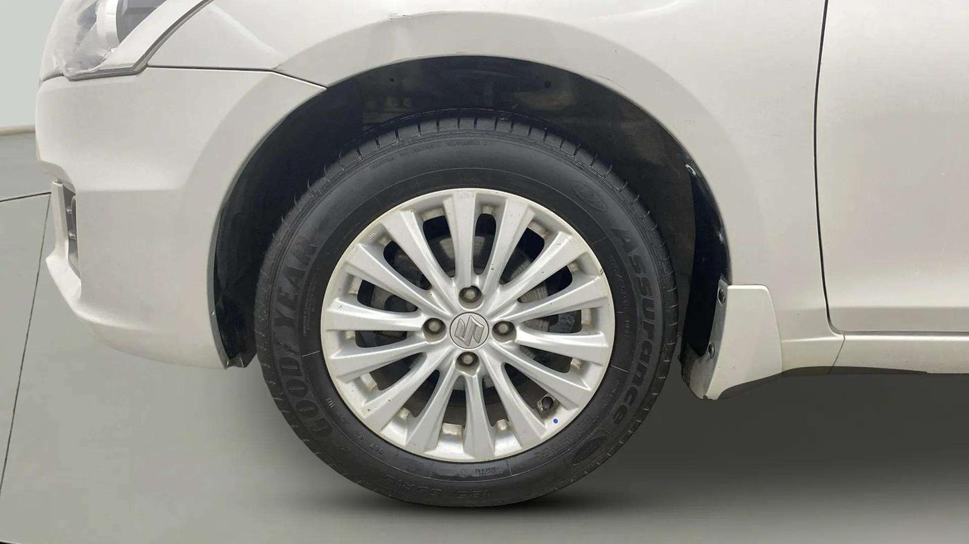 2016 Maruti Ciaz ZXI AT, Petrol, Automatic, 70,730 km, Left Front Wheel