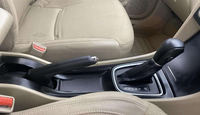 2016 Maruti Ciaz ZXI AT, Petrol, Automatic, 70,730 km, Gear Lever
