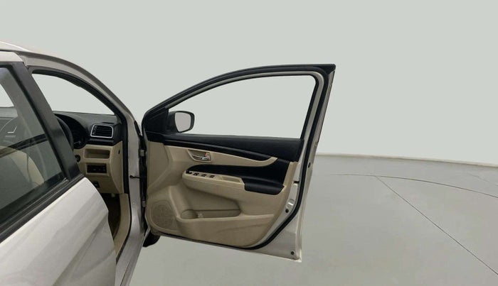 2016 Maruti Ciaz ZXI AT, Petrol, Automatic, 70,730 km, RHS Front Door