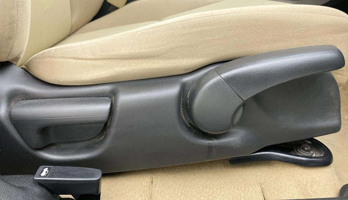 2017 Honda City 1.5L I-VTE V CVT, Petrol, Automatic, 51,610 km, Driver Side Adjustment Panel