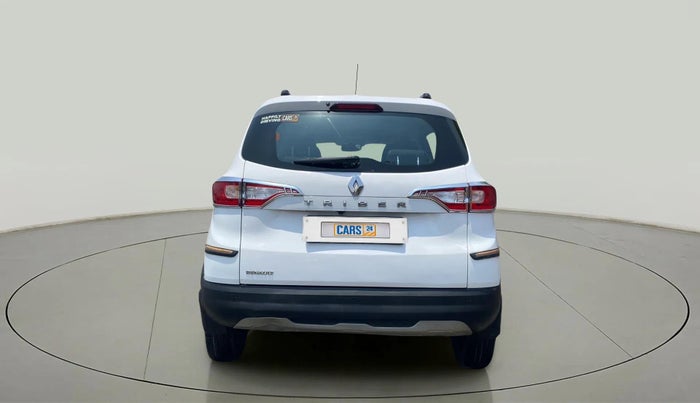 2022 Renault TRIBER RXZ AMT, Petrol, Automatic, 22,406 km, Back/Rear