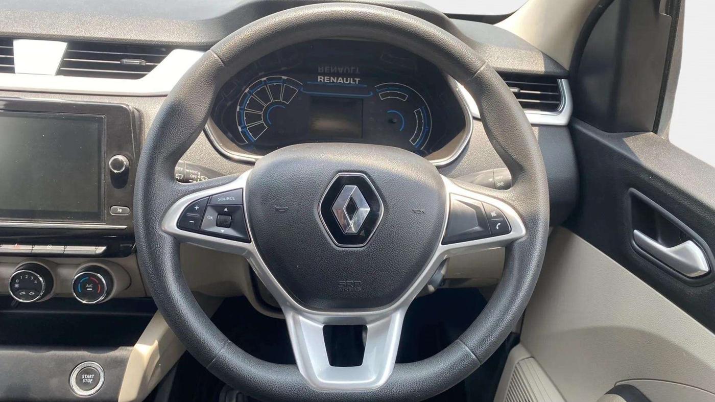 2022 Renault TRIBER RXZ AMT, Petrol, Automatic, 22,426 km, Steering Wheel Close Up