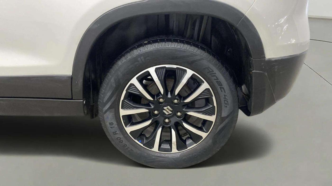 2020 Maruti Vitara Brezza ZXI PLUS AT SHVS, Petrol, Automatic, 75,909 km, Left Rear Wheel