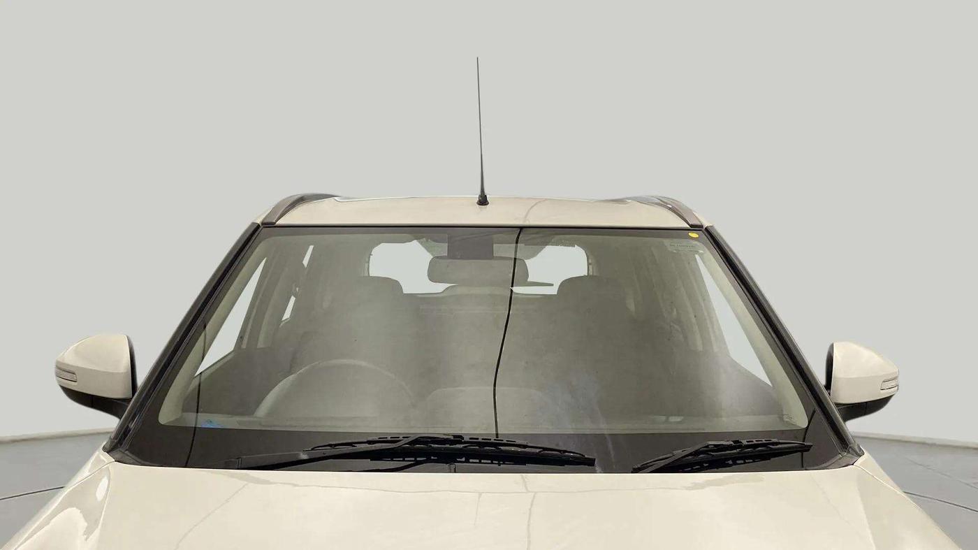 2020 Maruti Vitara Brezza ZXI PLUS AT SHVS, Petrol, Automatic, 75,909 km, Front Windshield