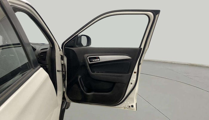 2020 Maruti Vitara Brezza ZXI PLUS AT SHVS, Petrol, Automatic, 75,909 km, RHS Front Door